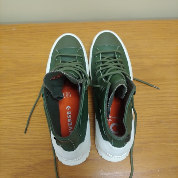 Converse Women's Chuck Taylor All Star Lugged Winter2.0 High Top Green Sneaker - Picture 8 of 11